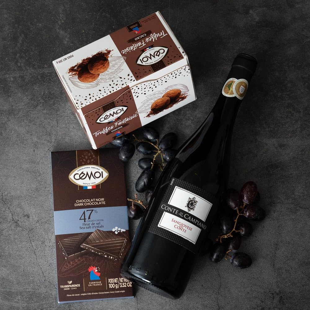 Wein-Präsentkörbe - Der Wine Guys Geschenkkorb „Gaumenfreude“ mit italienischem Rotwein Sangiovese und französischen Schokoladentrüffeln und Milchschokolade als Geschenkset – Bild 3