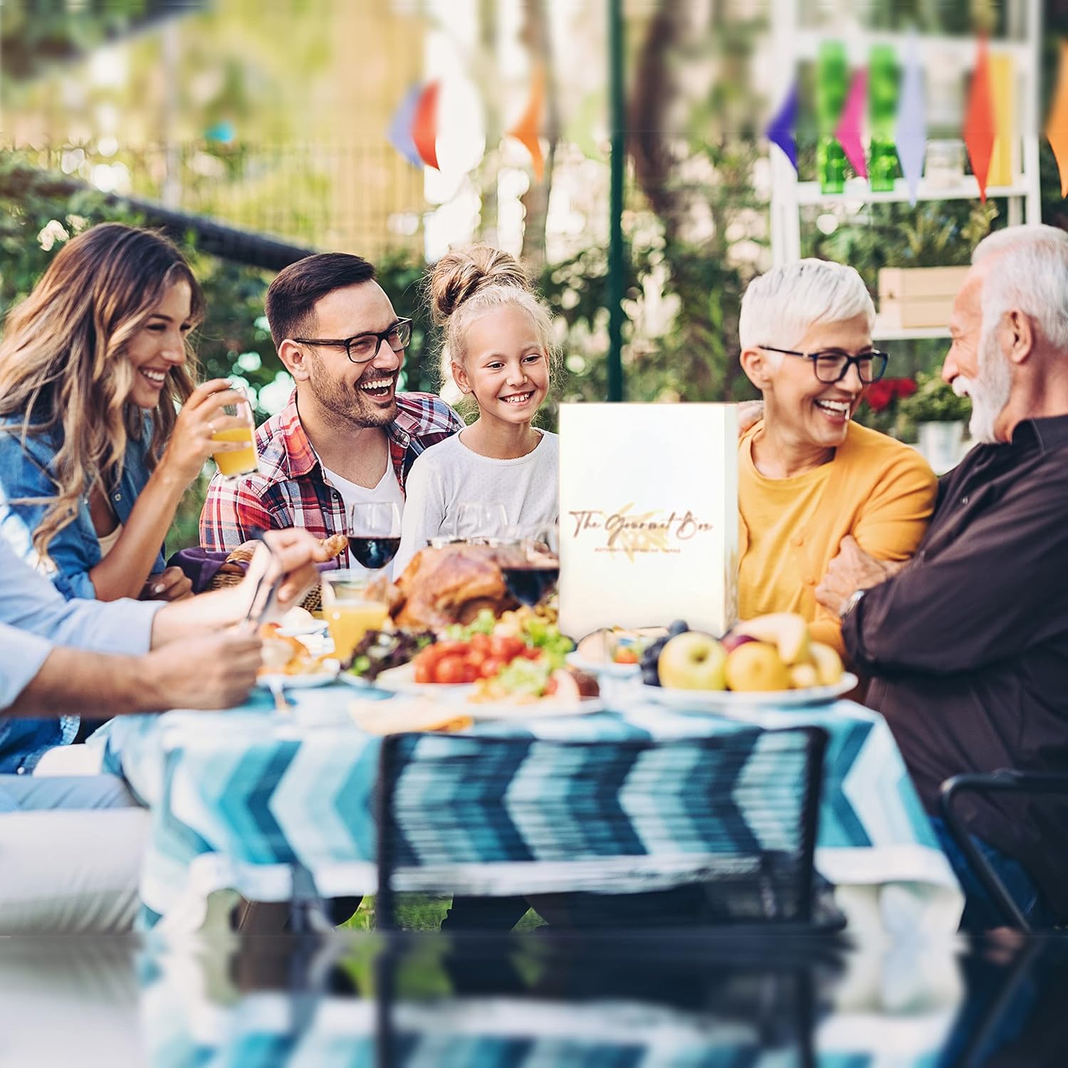 Wurst-Präsentkörbe - Gourmet-Box: Gourmet-Geschenkkorb; Iberischer Schinken, iberischer Salchichon und Chorizo, 100 % Schafskäse, Steinpilz- und Morcilla-Pasteten, handwerklich hergestellte Picos und Gourmet-Öl – Bild 4