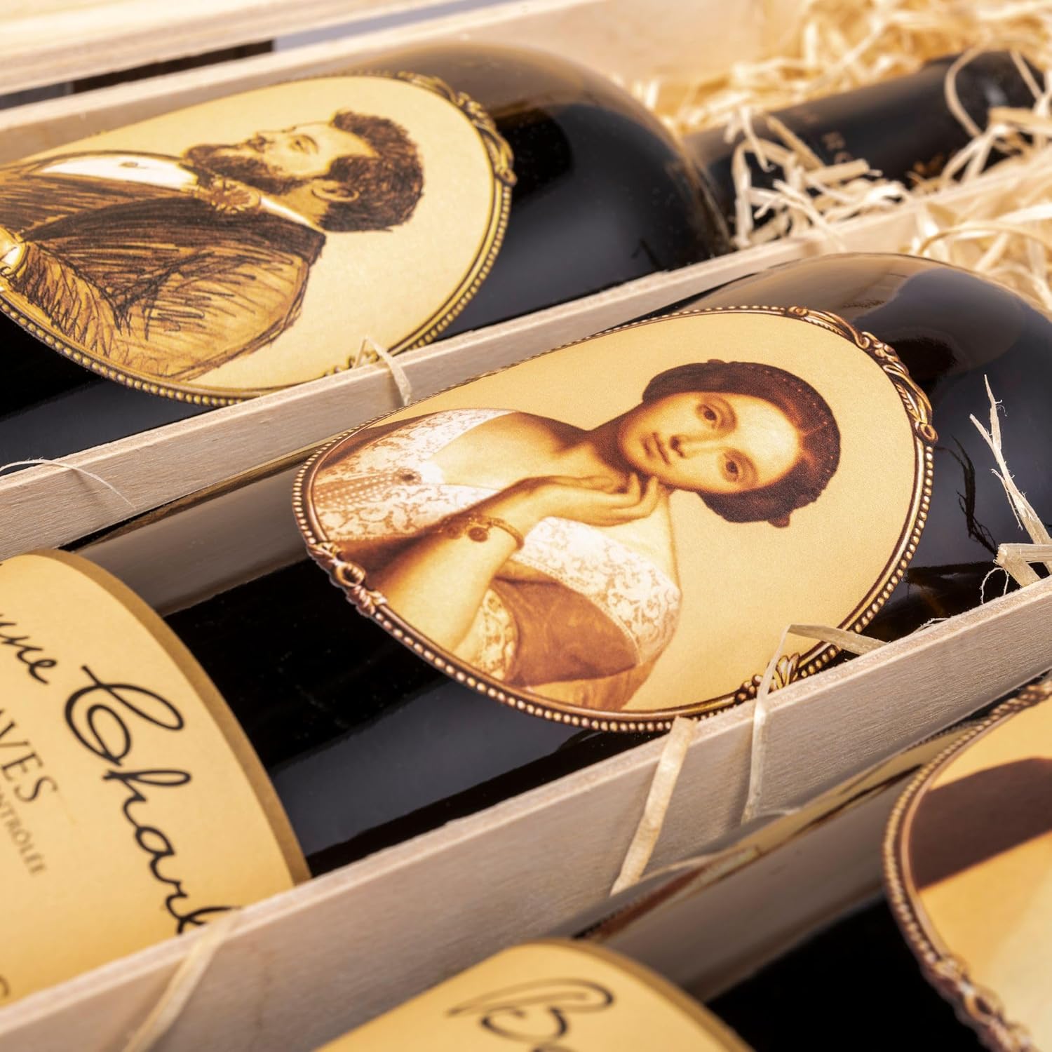 Wein-Präsentkörbe - Baron Philippe de Rothschild Wein-Geschenkset 'Barons et Baronne' - Wertvoller Bordeaux in edler Vintage-Holzkiste (3 x 0,75 L) - Luxusgeschenk für Kenner und Kenner – Bild 3