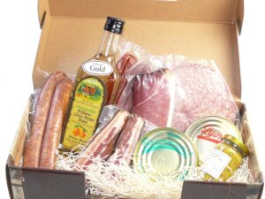 Wurst-Präsentkörbe – Schwarzwald Metzgerei – Geschenkset „Brotzeit“ mit verschiedenen Wurstspezialitäten, einem Gourmet-Senf und ausgezeichnetem Williams-Schnaps – 9-teilig