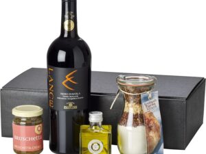Wein-Präsentkörbe – Attesa Gioiosa Wein-Geschenkset | 1 Flasche Rotwein aus Sizilien, Bruschettacreme, Olivenöl und Backmischung „Knoblauch-Pfeffer-Focaccia“