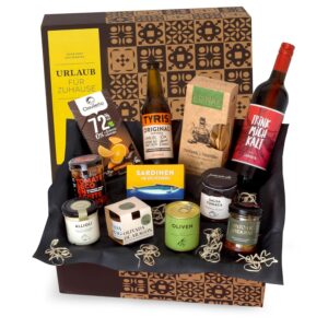 Gift Box Holiday for Home – Filled Gift Basket with Sangría, & Mediterranean Treats by jamon.de – Gourmet Gift for Any Occasion