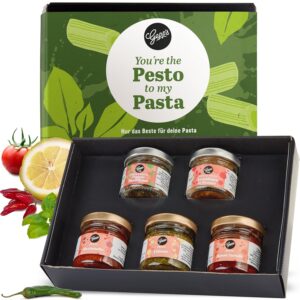 Gepp's Delicatessen Pesto Gift Set, 5-Piece Gift Basket with Italian Specialities, 3 x Delicatessen Pesto & 2 x Organic Pasta Spice, Delicatessen Gift Basket with Truffle