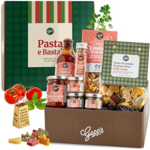 Gepp's Delicatessen Gift Basket for Pasta Lovers, Gift Set with Italian Specialities, Two Pasta & Pesto Varieties, Three Varieties of Pasta Spice and Cherry & Date Tomatoes