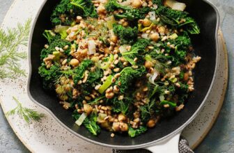 Dinkelpfanne mit Grünkohl Rezept | Küchengötter
