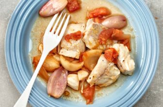 Stifado mit Fisch