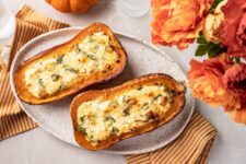 Gefüllter Kürbis mit Pilzen – Rezept