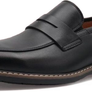Finishing & Sewing Men's Classic Moc-Toe Penny Loafer