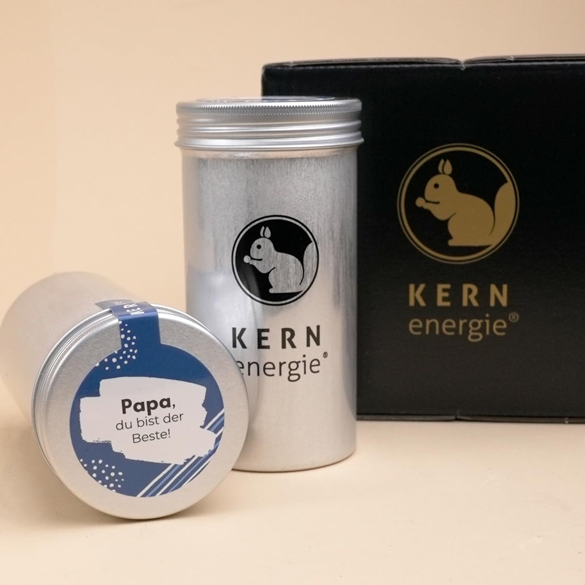 KERNenergie Elegant Nut Gift Set | 4 Nut Mixes and Chocolated Nuts in 90 g Aluminium Tin | in Practical Gift Box | for Mum and Dad | Father's Day – Bild 5