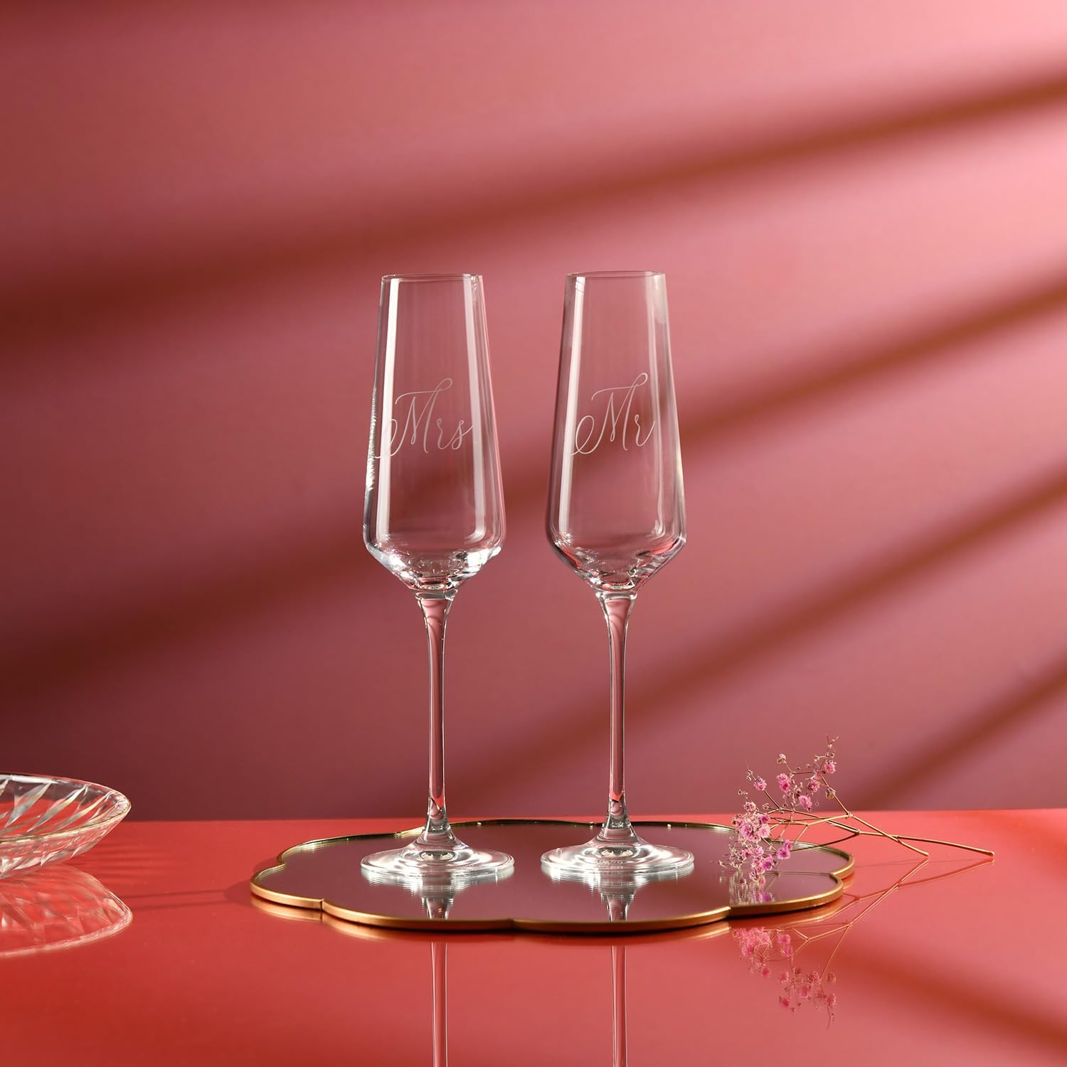 Krosno Mr & Mrs Champagne Glasses Set of 2, 180 ml, Prosecco Champagne Glasses, Handmade from Lead-Free Crystal Glass, Matte White Decorated, Wedding Glasses as a Gift for Couples – Bild 3