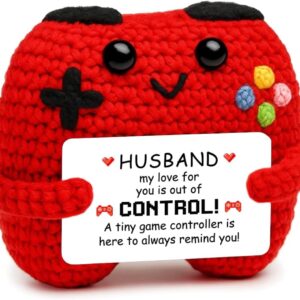 HUKUMA Crochet Game Controller, I Love You Gifts for Husband, Romantic Gift, Pocket Hug, Positive Game Controller, Plush, Funny Small Gift for Valentine's Day, Wedding, Anniversary