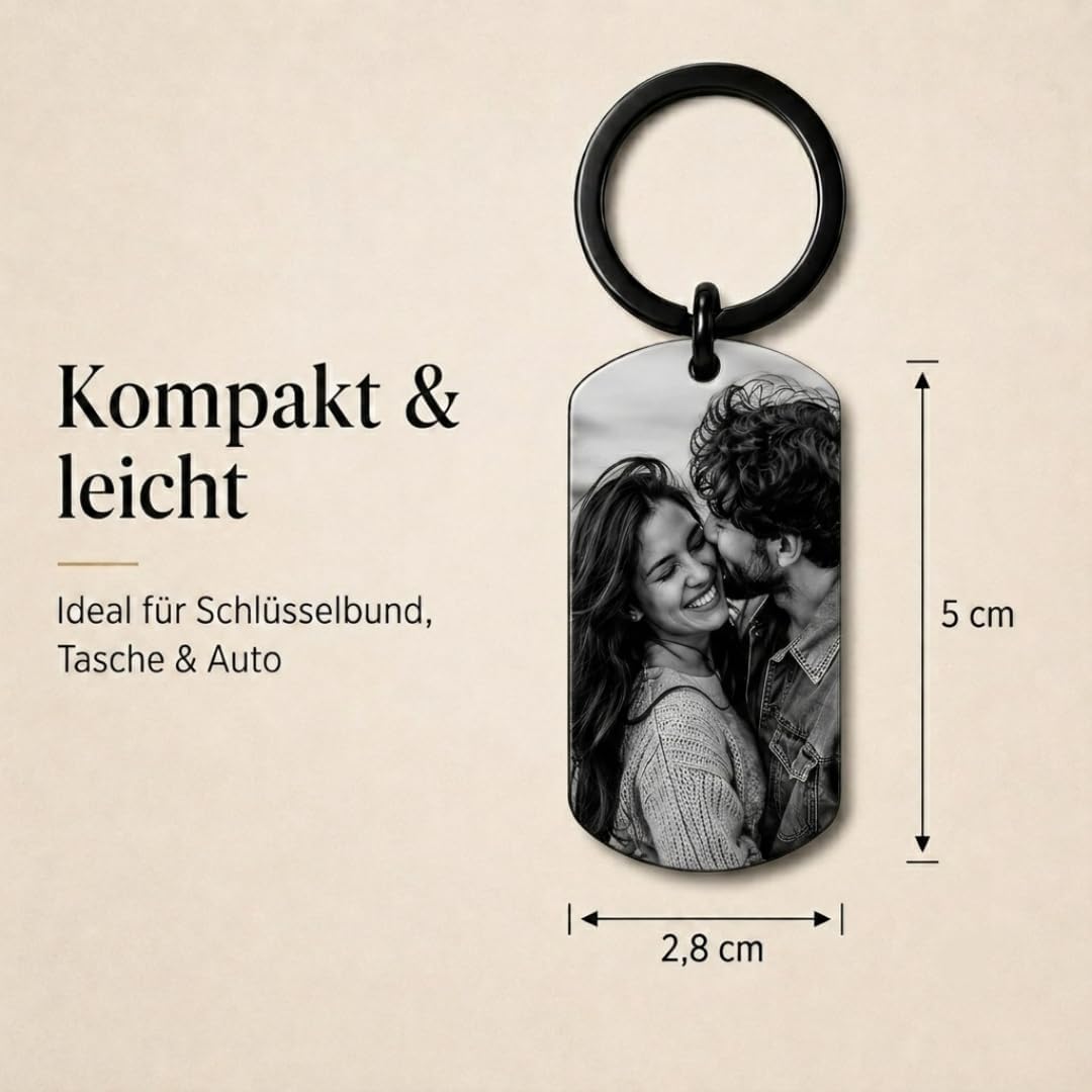 One Ace Personalised Stainless Steel Keyring with Black/White Picture and Date - Valentine's Day & Anniversary Gift for Him & Her - Partner Gifts - Personalised Gifts – Bild 3