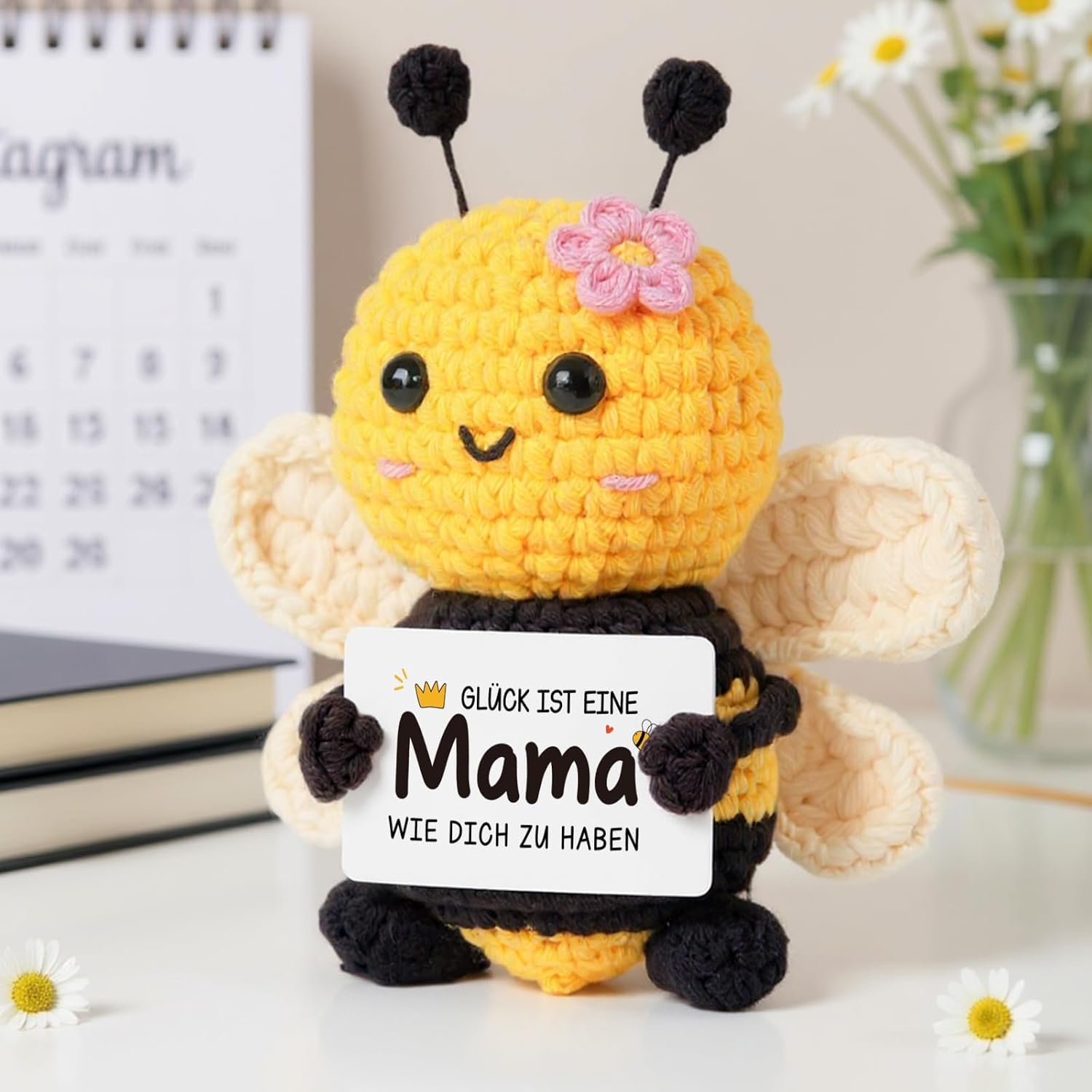 Gleevara Mum Gift - Hand Crocheted Bee Figurine with Energy Card – Bild 7