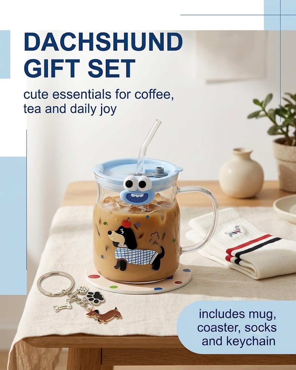 Dachshund Gift Set 4 Pieces - 600ml Dachshund Cup Glass with Lid and Straw, Coaster, Socks, Keychain - Dachshund Gifts for Coffee, Tea and Iced Coffee – Bild 4