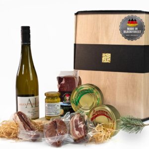 Schwarzwald Metzgerei – Gift Set „Vesper“ with Various Sausage Specialities, a Gourmet Mustard and Excellent White Wine – 8 Pieces