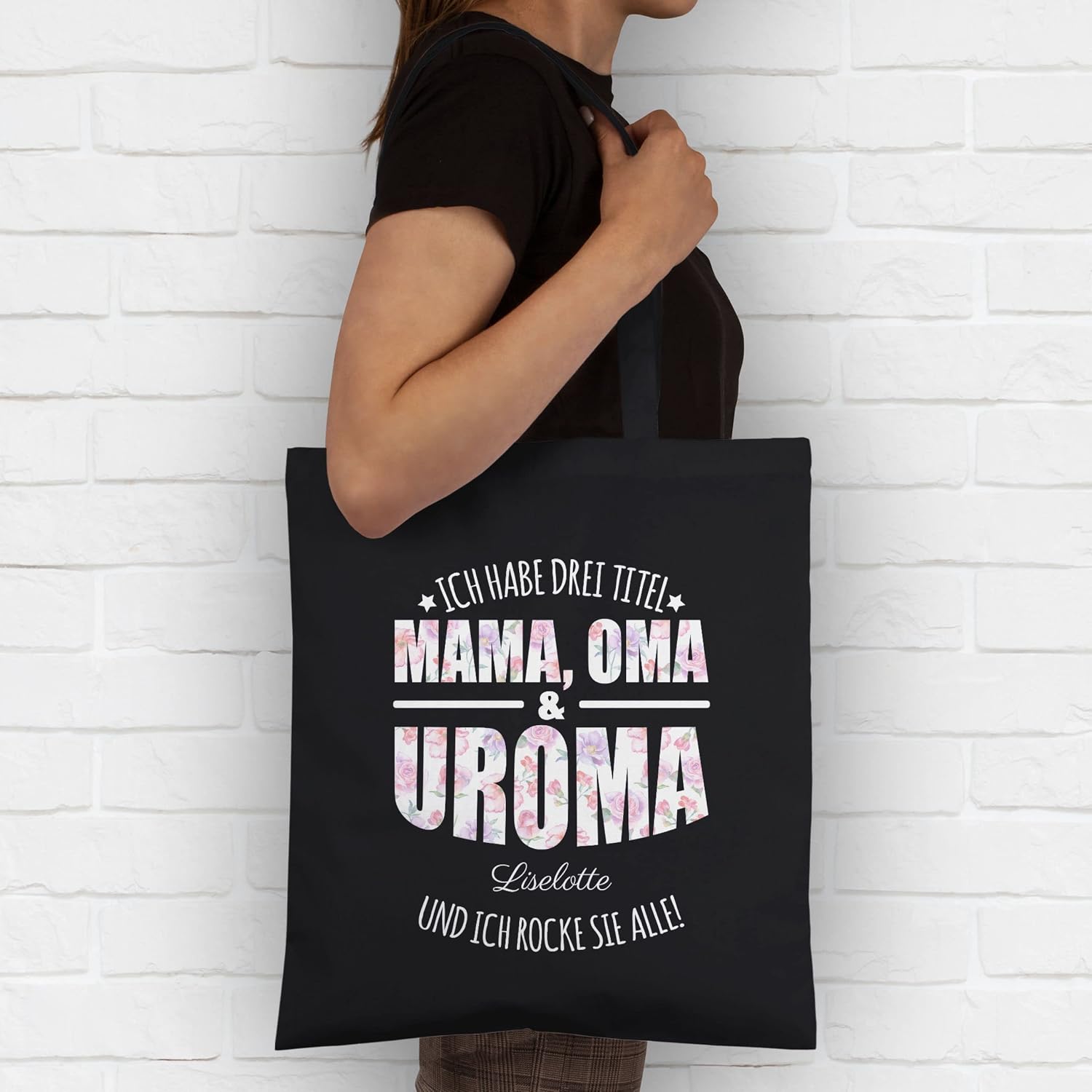 Geschenk mit Namen personalisiert by Shirtracer - Cotton Bag - Grandmother - Ich habe drei Titel Mama, Oma und Uroma - Uromas Gifts Mother's Day Great Grandmother Gift – Bild 2