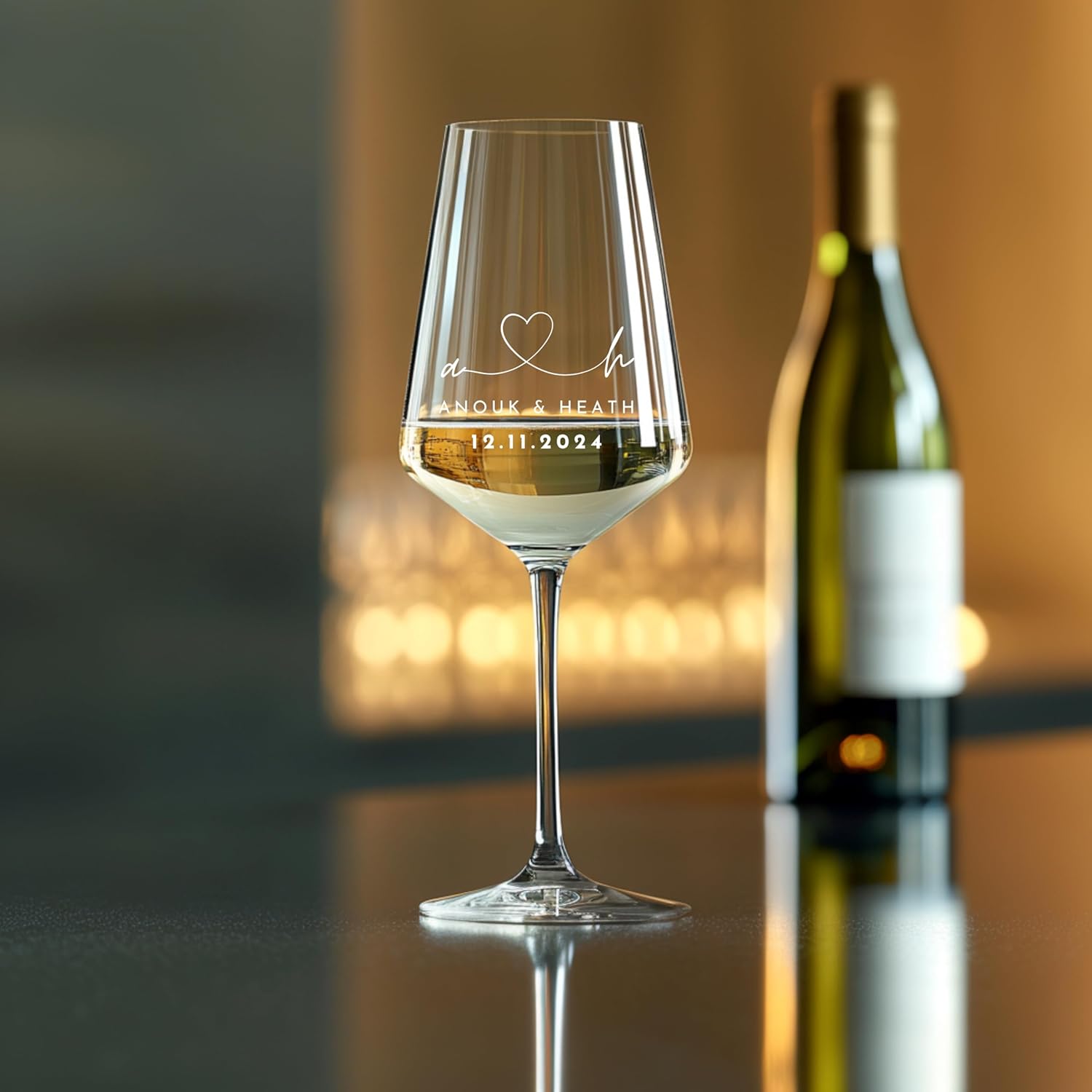 Villa Rosa Lotta - Leonardo Wine Glass Set of 2 with Engraving - Wedding Gifts for Bride and Groom, Personalised Gift for Wedding, Engagement, Anniversary with Name and Date, Initials – Bild 3