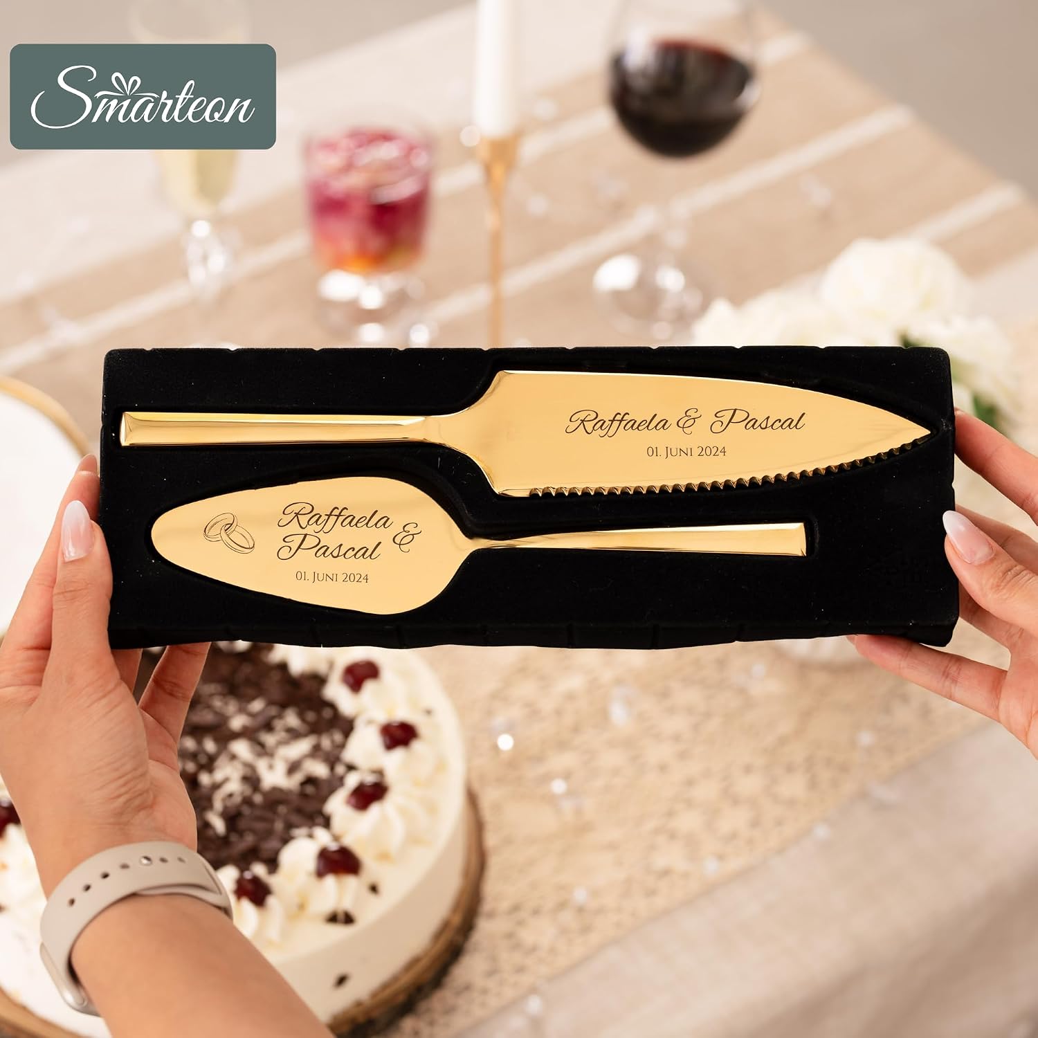 SMARTEON Cake Server Set Hand in Hand with Cake Knife and Personalised Engraving - Wedding Gifts for Newlyweds, Birthday, Anniversary, Gift Idea for Couples - Silver Set in Gift Box – Bild 4