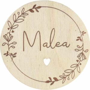 Personalised Baby Name Disc with Flower Wreath, Wooden Disc with Name, Announcement for Birth Gift, Gift Idea (15 cm)