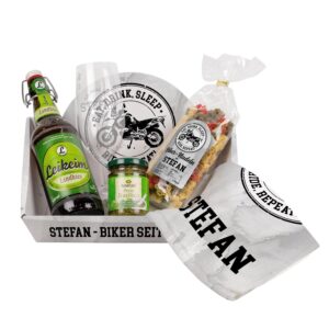 Herz & Heim Personalised Gift Set for Bikers & Motorcyclists - Gift Basket with Engraved Beer Glass, Towel, Noodles, Pesto & Beer - Gift Basket for Men