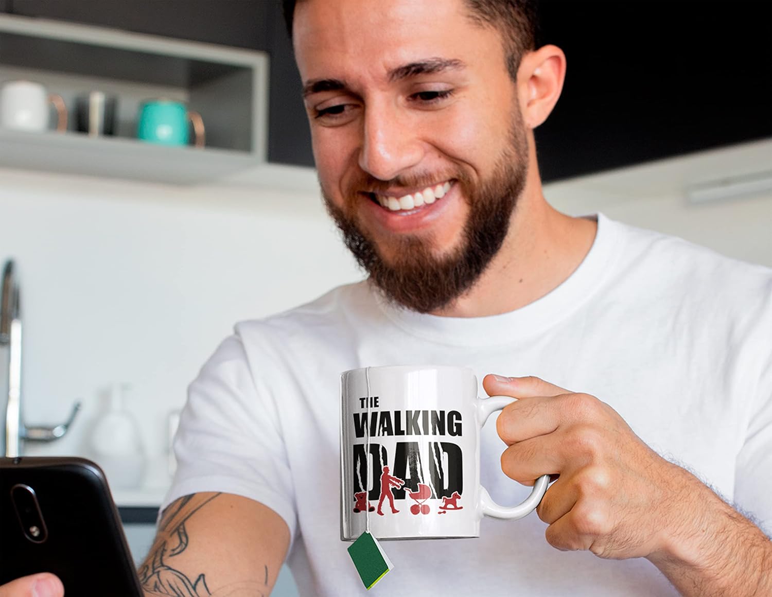 Dad Gift Idea | Walking Dad | Father Gift Mug for Birth Baby Father's Day Birthday (330 ml) – Bild 3