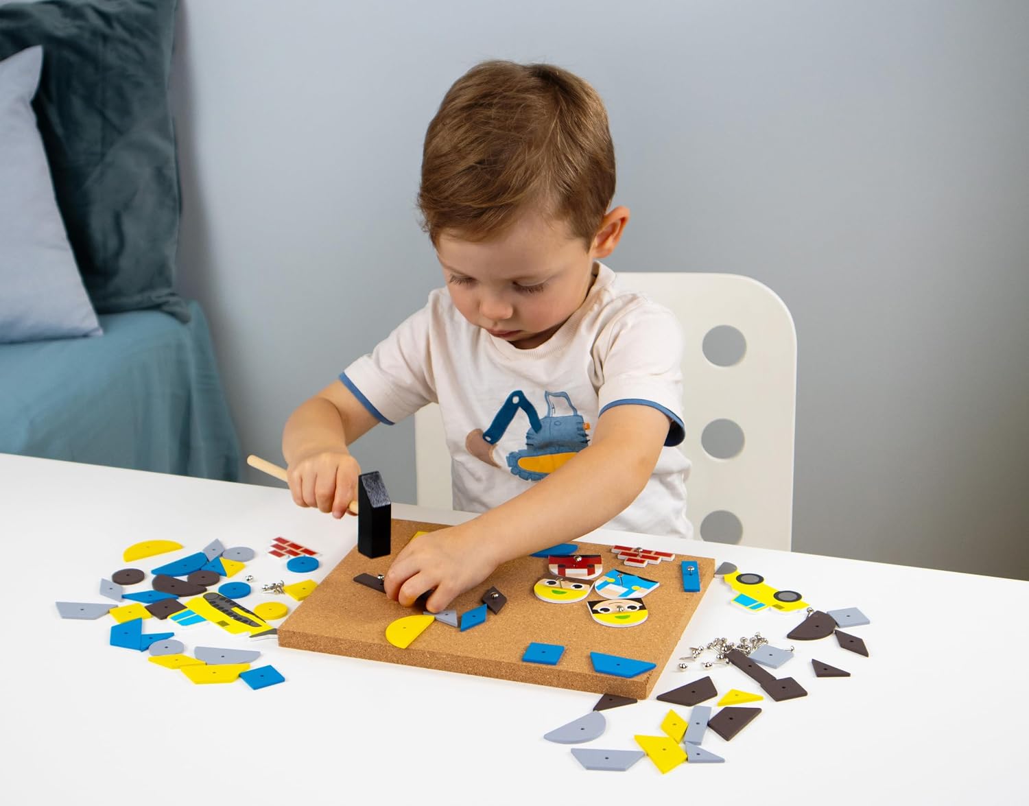 Lena 65828 Hammering Game, Building Site Game, Nail Game with 64 Pieces in 7 Shapes and 8 Building Site Parts, Cork Base Plate, Approx. 28 x 19.5 cm, hammer and nails, hammering game for children over 3 years – Bild 8