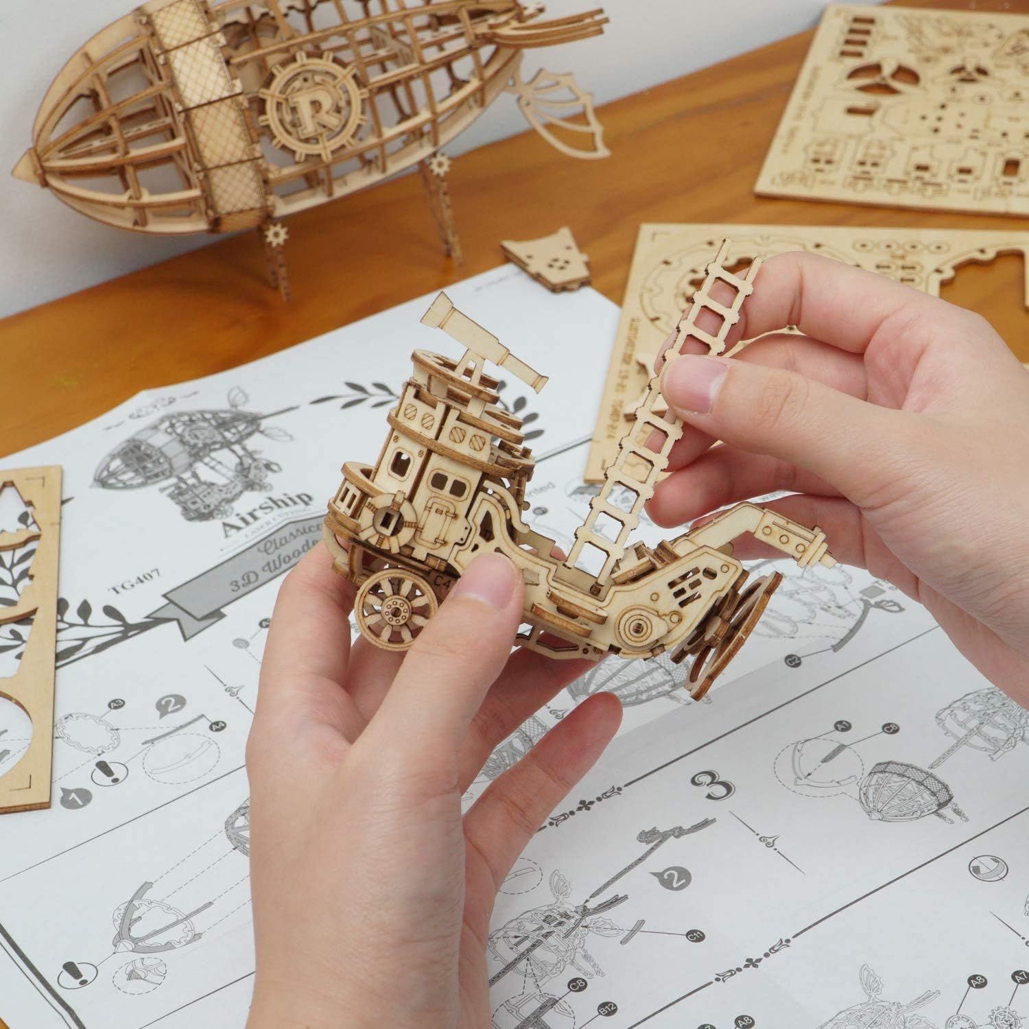 Rolife 3D Puzzle Wooden Craft Kits Wooden Model Building Wooden Puzzle 3D Toy Birthday Christmas for Adults and Children 8+ Years Construction Kit Adult Zeppelin Model (Airship) – Bild 2