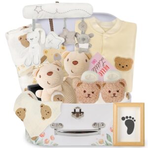 IEEILULU Baby Gift Boys Girls Newborn Gift for Birth, Baby Gifts Baby Shower Set with Baby Romper, Socks, Bath Towels, Greeting Cards, Grasping Toy Rattle Toy
