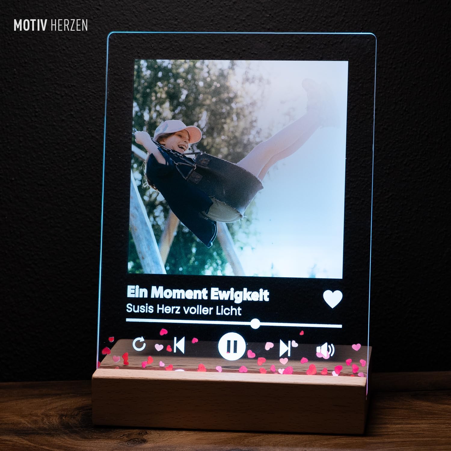 Personalised Gift Spotify Glass with Photo & Song - Acrylic Picture Frame with QR Code & LED Stand Wireless with Remote Control - for School, Girlfriend, Boyfriend, Family – Bild 6