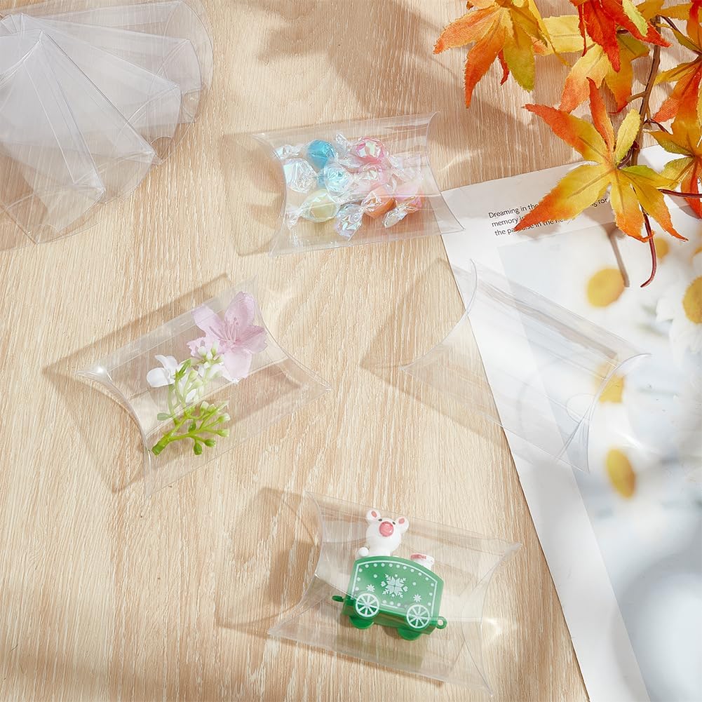 GOMAKERER Pack of 100 Transparent Cushion Boxes 9 x 6.4 x 2.5 cm Mini Gift Boxes Made of Transparent PVC Cushion Shape Transparent Gift Box for Sweets for Weddings Birthdays Holidays Parties – Bild 3