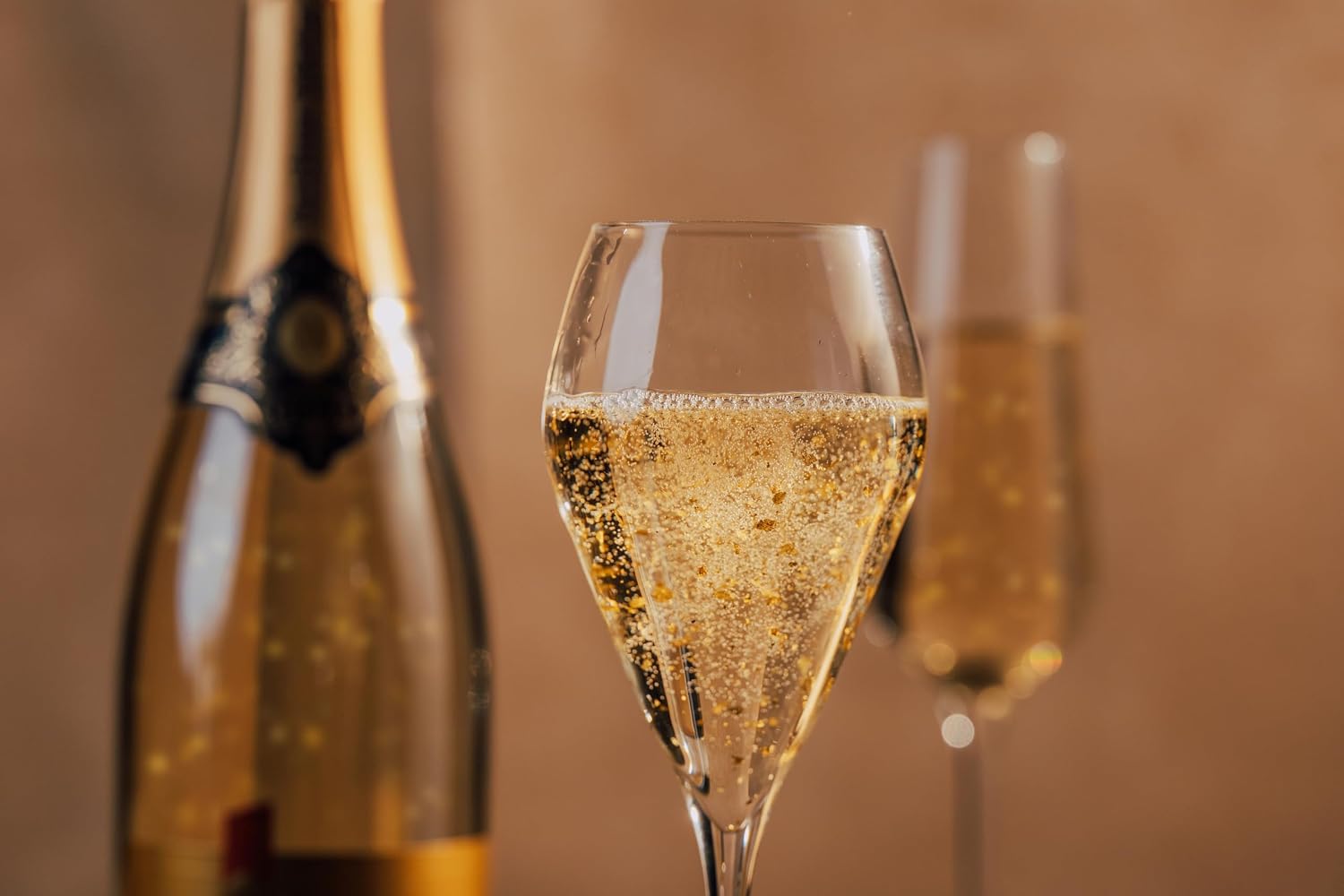 Arthur Metz - Gold Edition 24 Carat Sparkling Wine with Real Fine Gold Flakes (1 x 0.75 L) – Bild 3