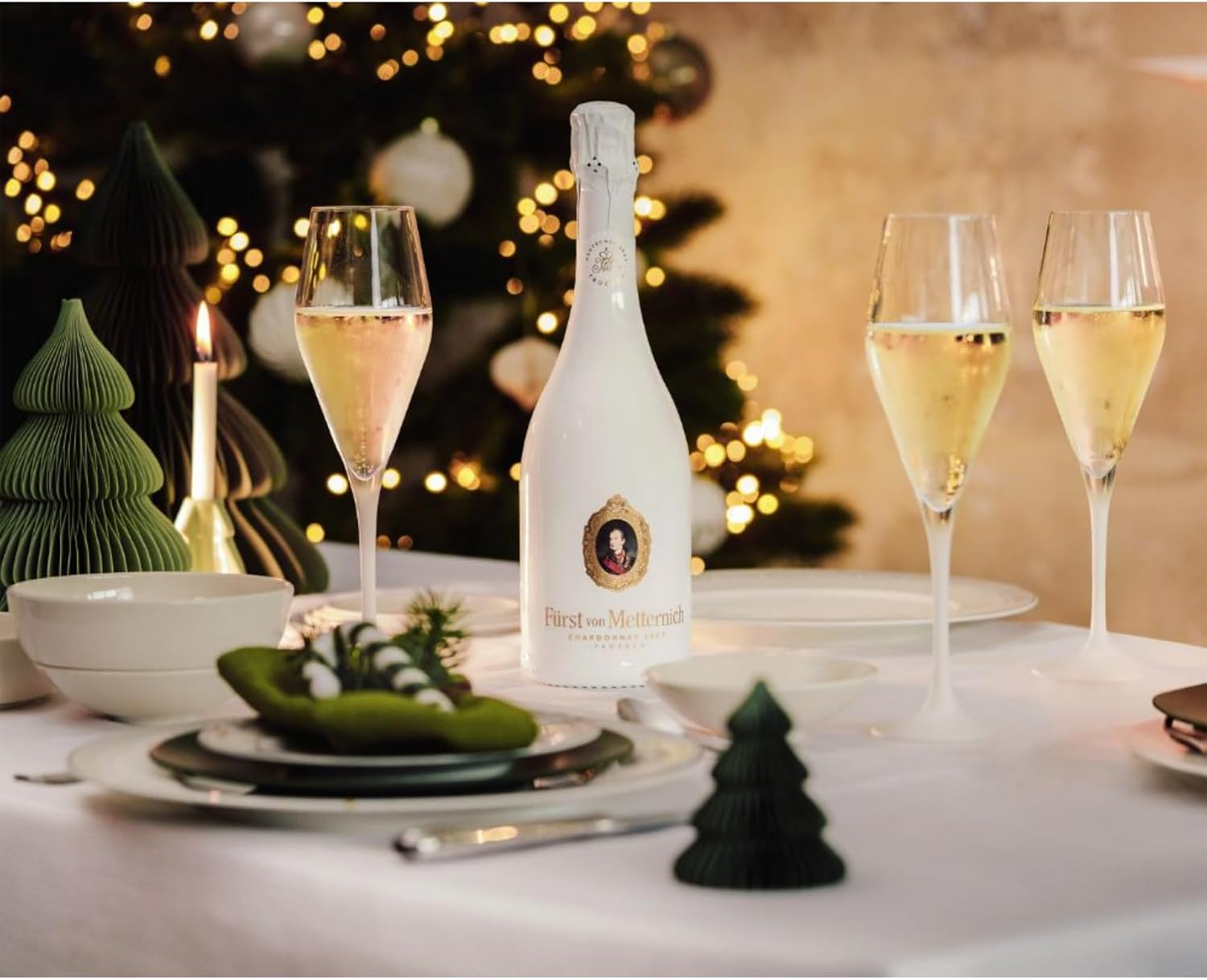 Fürst von Metternich Sparkling Wine (6 x 0.75 L) - Elegant White Bottle, Aromatic Bouquet with Pear, Melon and Mirabelle, Finely Balanced, High-Quality Chardonnay Cuvée from Rheingau – Bild 7