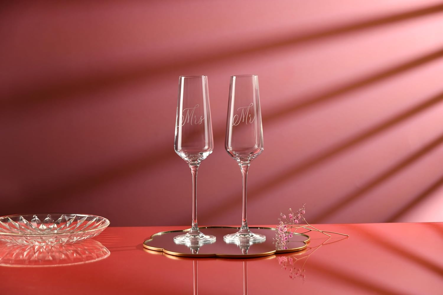 Krosno Mr & Mrs Champagne Glasses Set of 2, 180 ml, Prosecco Champagne Glasses, Handmade from Lead-Free Crystal Glass, Matte White Decorated, Wedding Glasses as a Gift for Couples – Bild 7