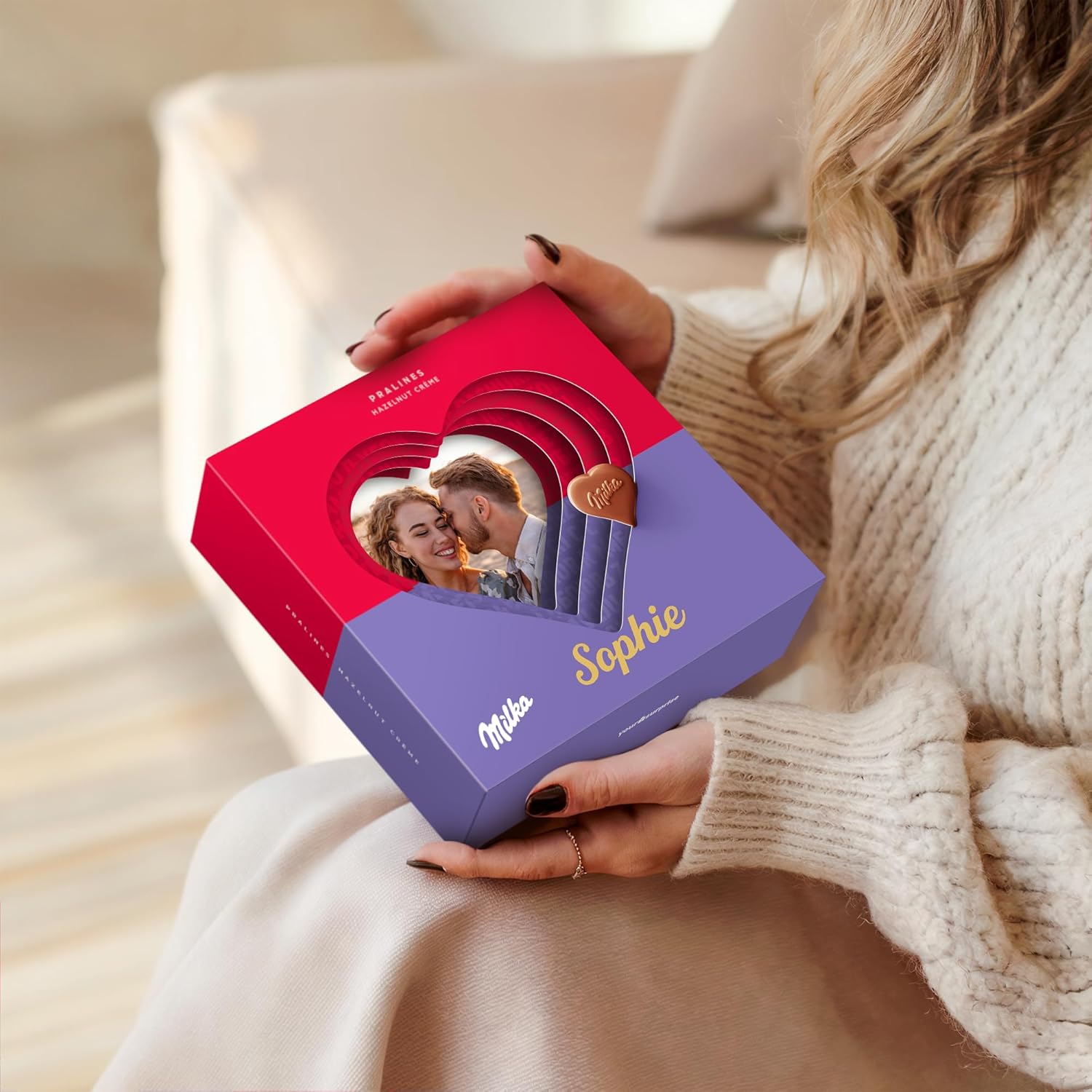 Milka Hearts in 3D - Gift Box Personalised with Photo - Heart-Shaped Chocolates with Hazelnut - Nougat Cream Filling (110 g)