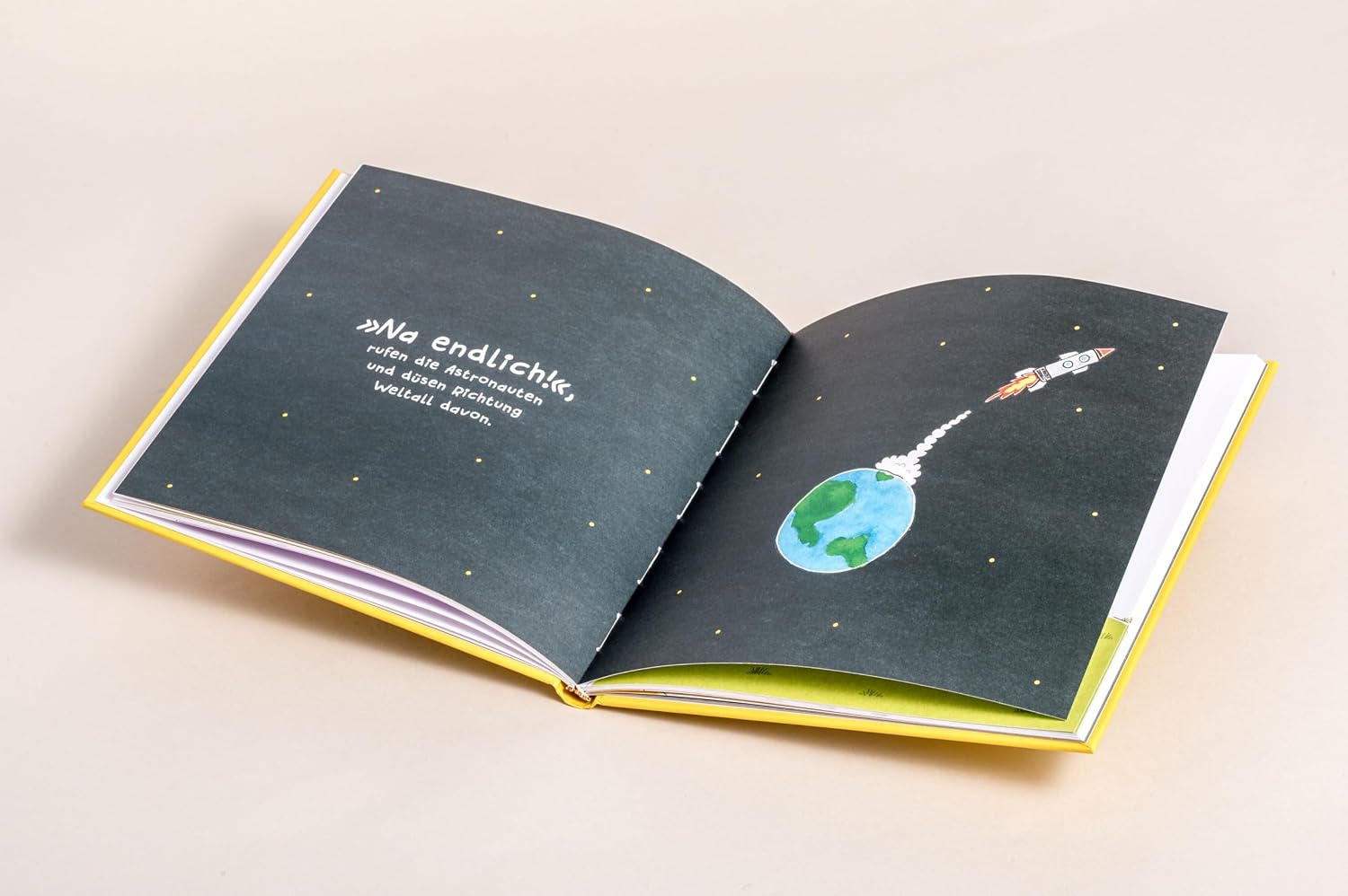 Schüttel den Apfelbaum - Ein Mitmachbuch. Für Kinder von 2 bis 4 Jahren. Schaukeln, schütteln, pusten, klopfen und sehen was passiert.: Der SPIEGEL Bestseller von Nico Sternbaum – Bild 9