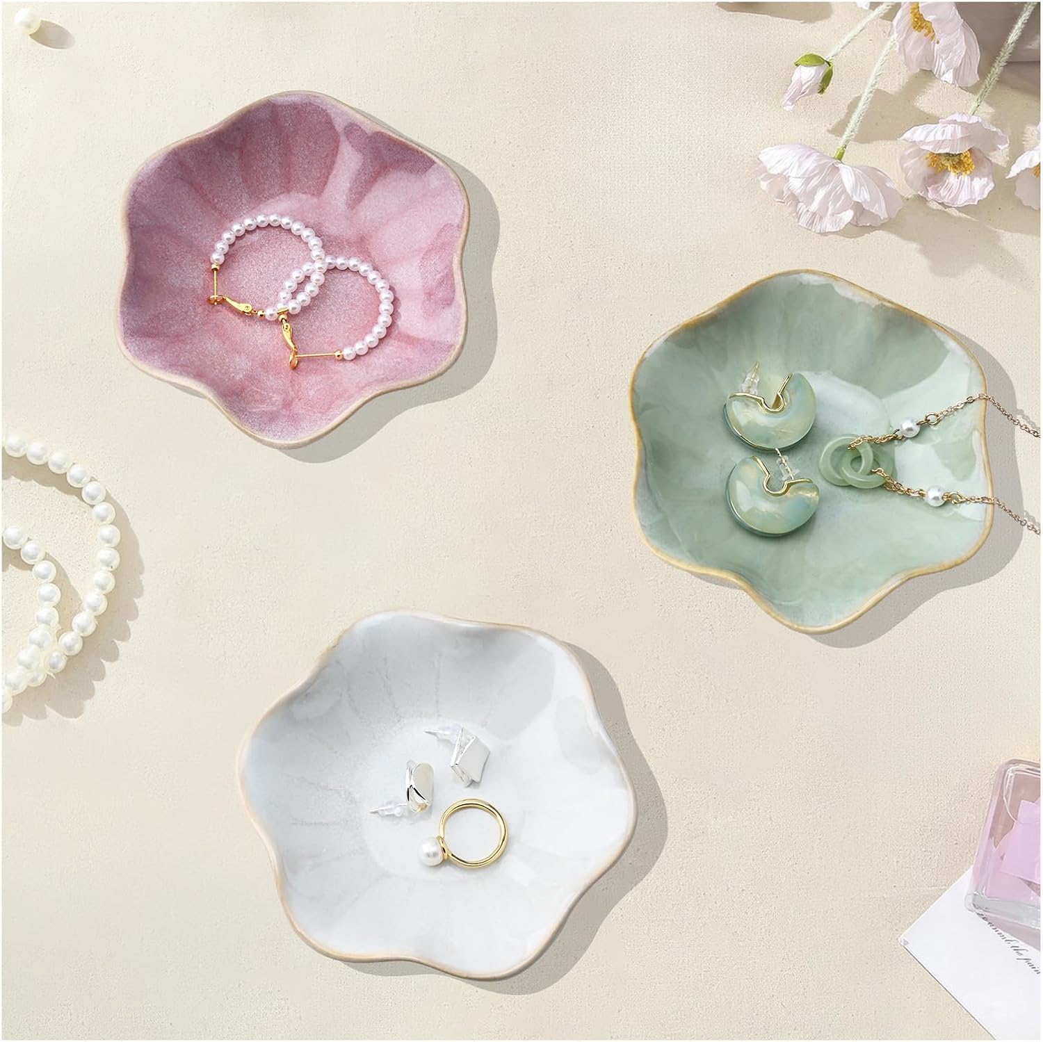 Set of 3 Ceramic Jewellery Bowls, Flower Shape Jewellery Plates, Decorative Jewellery Bowl, Aesthetic Room Decor, Ring Bowl for Bedroom, Dressing Table, Bedside Table (Pink + Green + Grey)