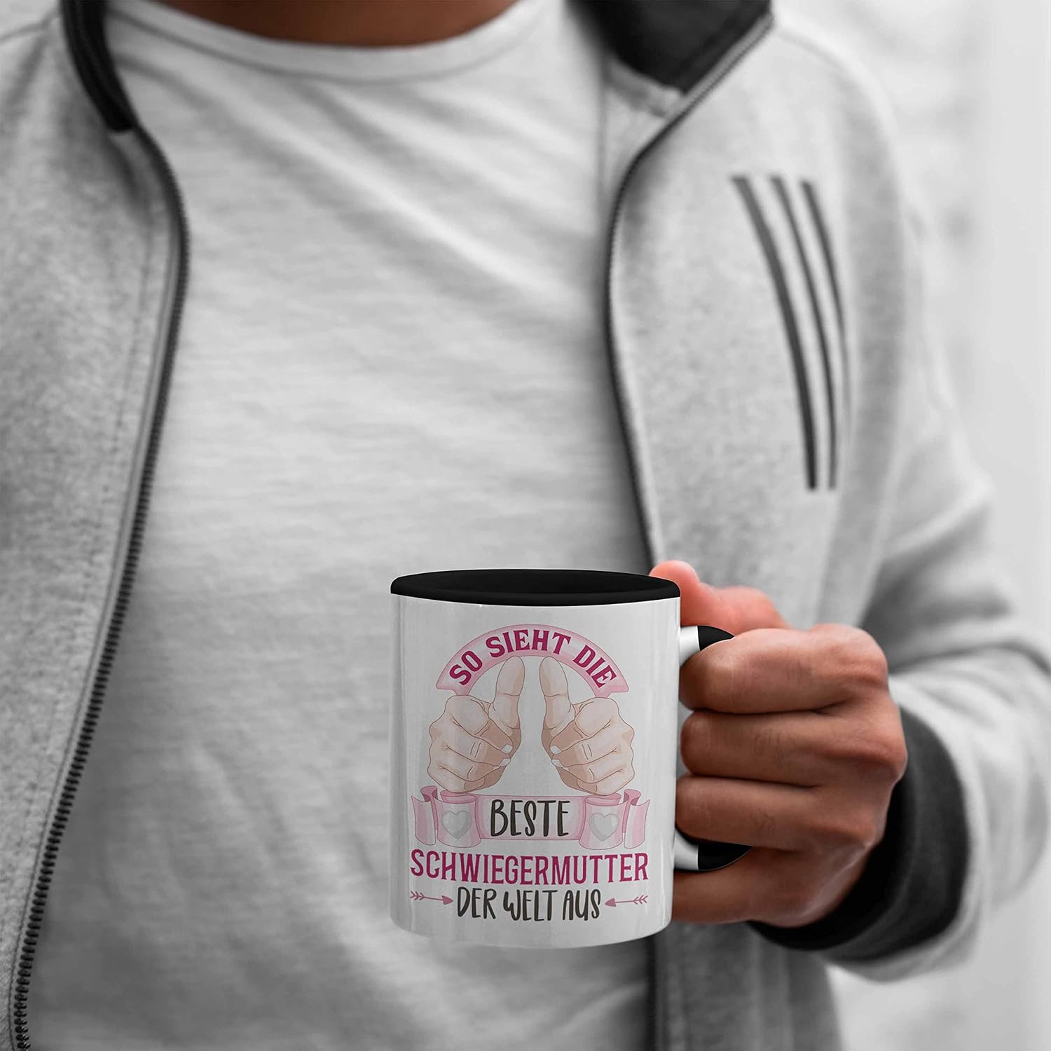 Trendation - So sieht Die Beste Schwiegermutter der Welt Aus Mug Gift Mother's Day Mummy Gift Birthday Saying (Black) – Bild 8