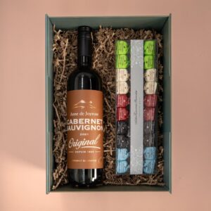 Wine Box France with Organic Honey Mustard Cracker – Premium Gift Set with Chardonnay by Anne de Joyeuse, Perfect for Wine Lovers and Special Occasions
