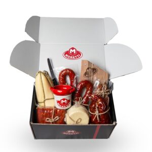 Moretti Handmade Gift Basket with Sausages and Cheese – Perfect for Christmas Gifts 2024, Summer Picnics and Aperitifs – Includes Gifts (Gift Basket from Calabria)