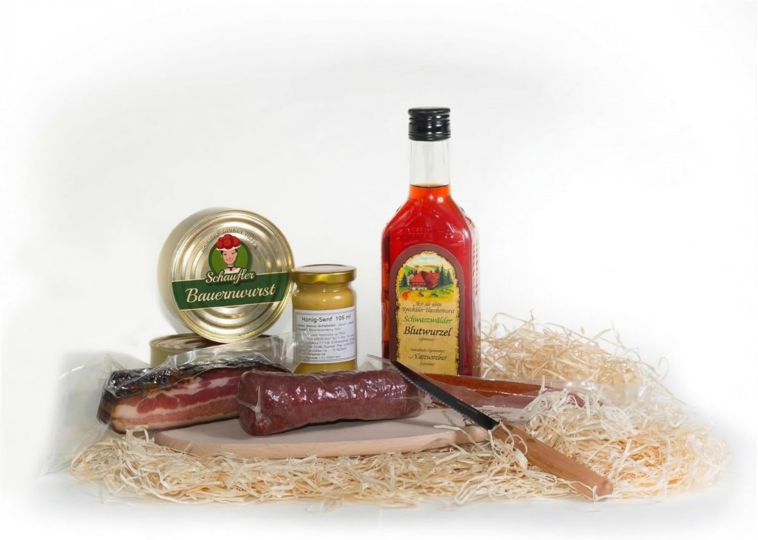 Schwarzwald Metzgerei - Gift Set "Snack" with Various Sausage Specialities, a Gourmet Mustard, Chopping Board & Knife - 8 Pieces