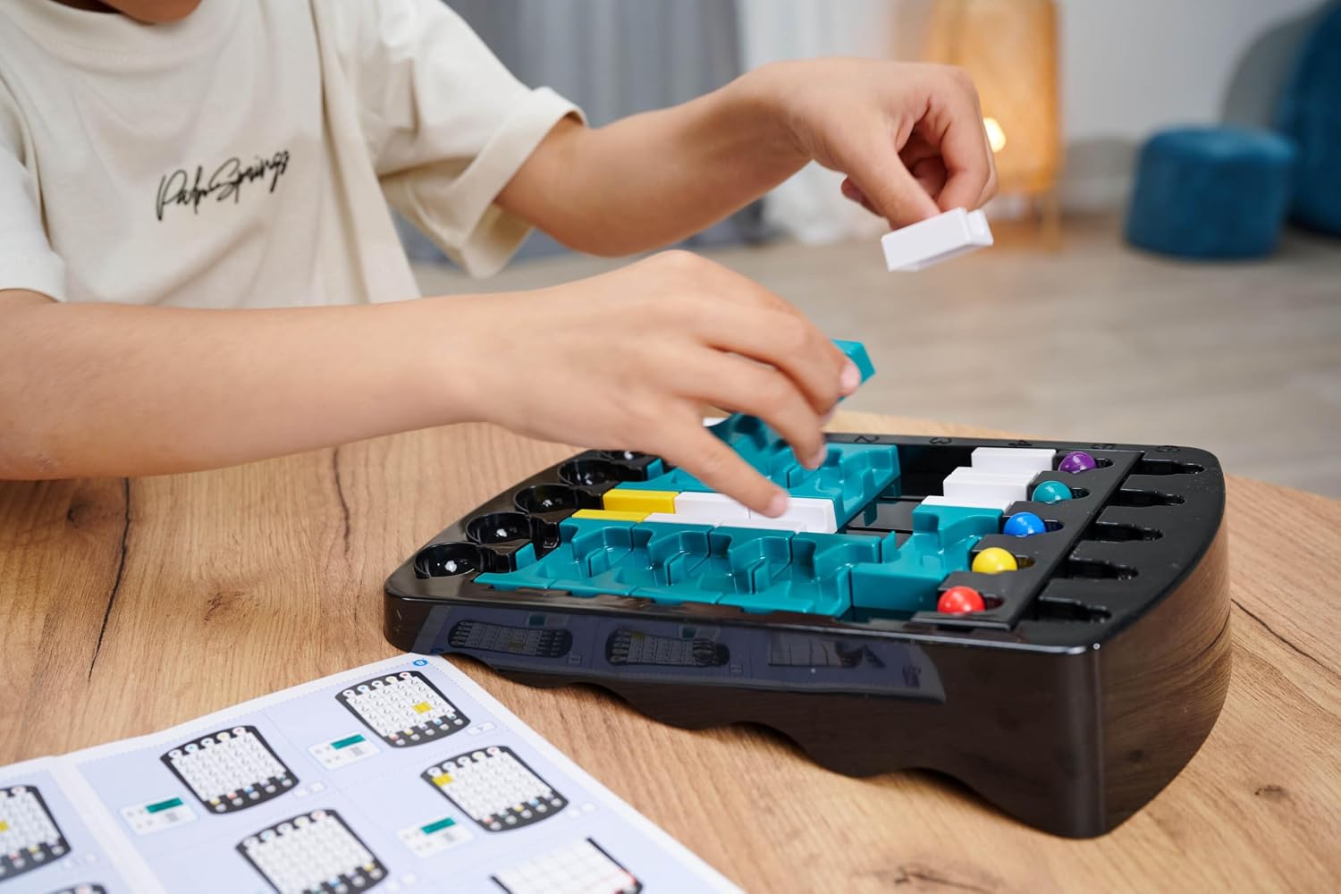 Noris 606134747 - IQ Track Game (Logic Game from 6 Years) - Refined Marble Run Challenge for 1 Person with 6 Difficulty Levels Including Solutions, Thinking Game for Children and Adults – Bild 3