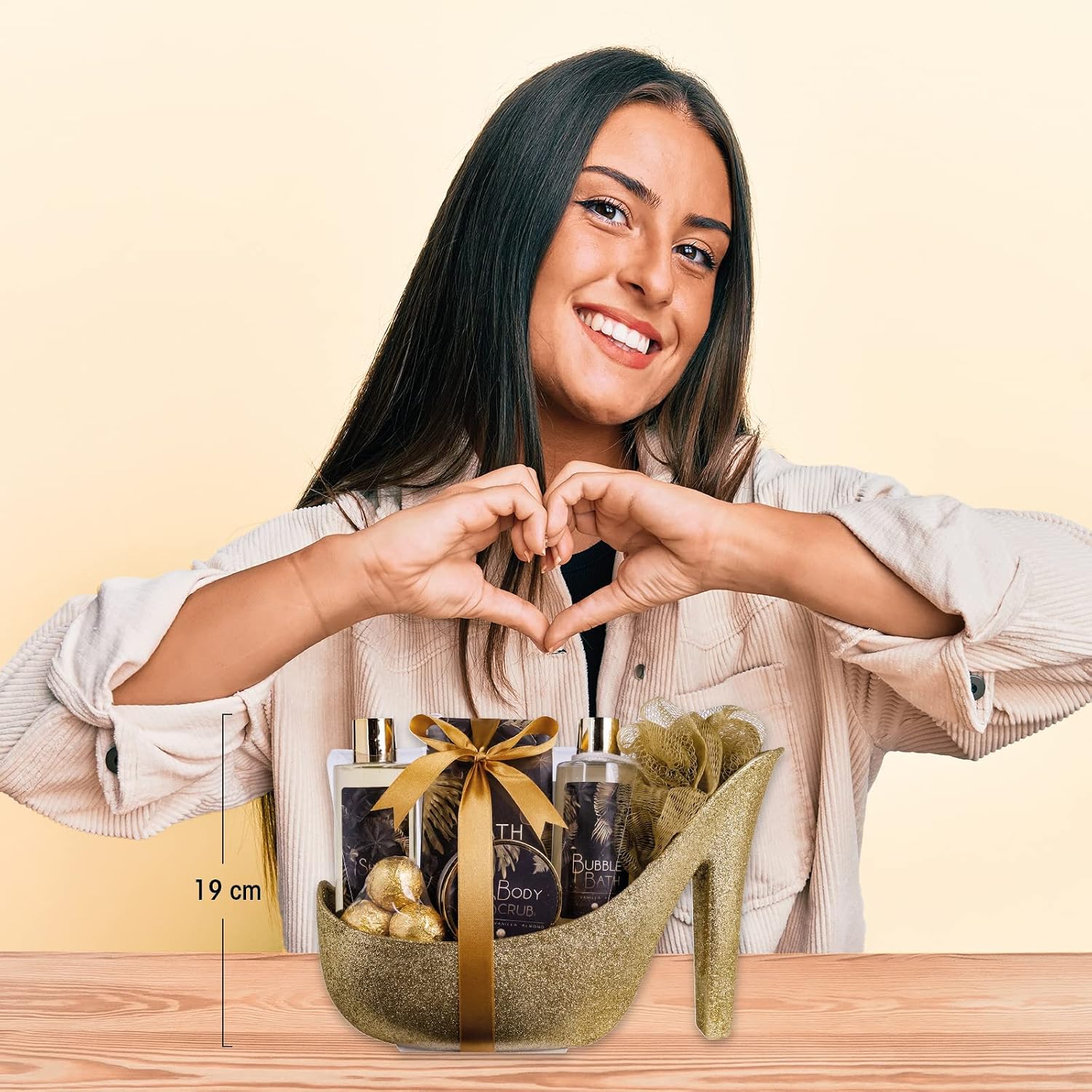 Accentra Luxury Bath Set in Glitter Pump in Gold with Vanilla Almond – Bild 9