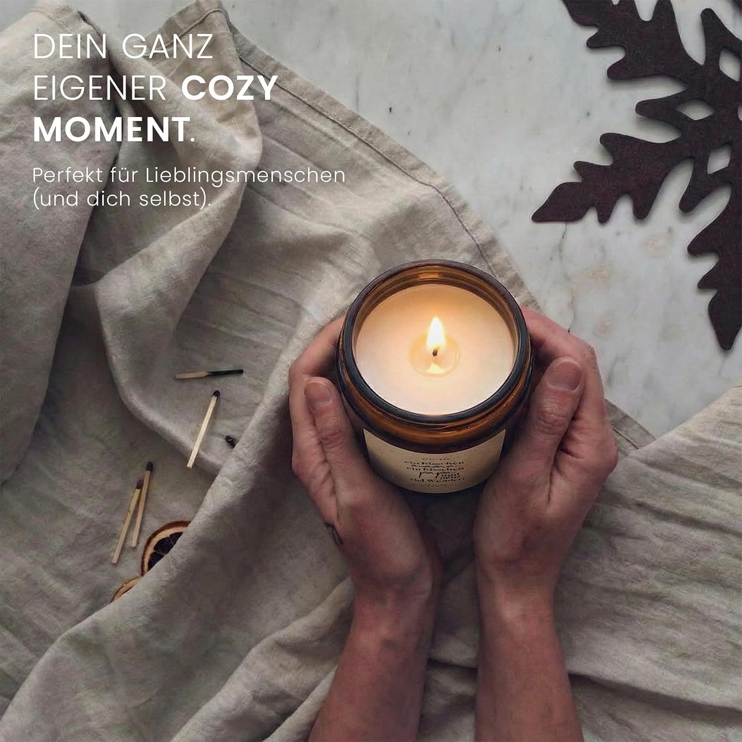 Ein bisschen Mama, ein bisschen Papa und ganz viel Wunder - Scented Candle with Saying as a Gift for Birth, for Expecting Parents, Candle in Glass with Floral Fragrance – Bild 8