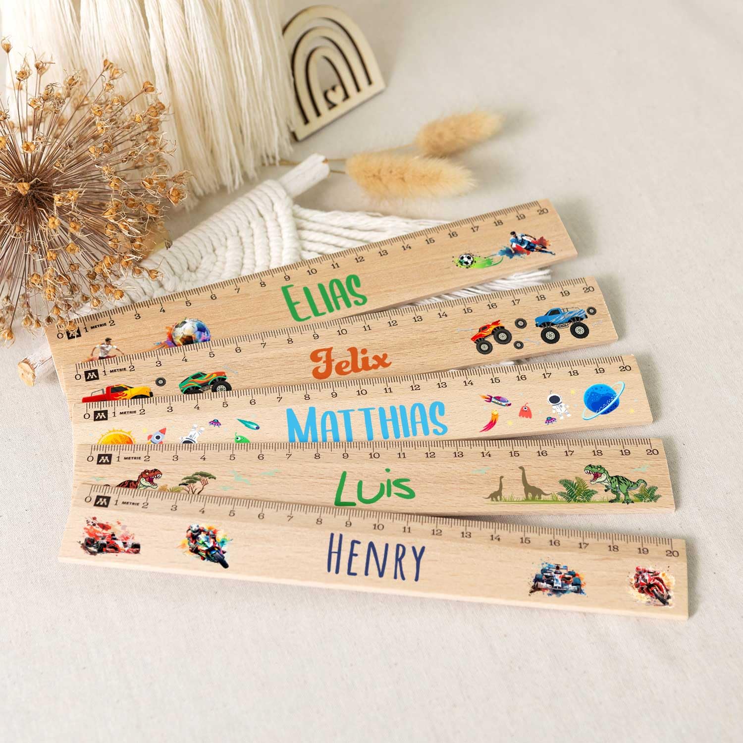 GRAVURZEILE Personalised Ruler for First Day of School 2026 in Various Designs with Name and Motif - 20 cm Wooden Ruler - Gift for Back to School or First Day at School - for Boys and Girls – Bild 3