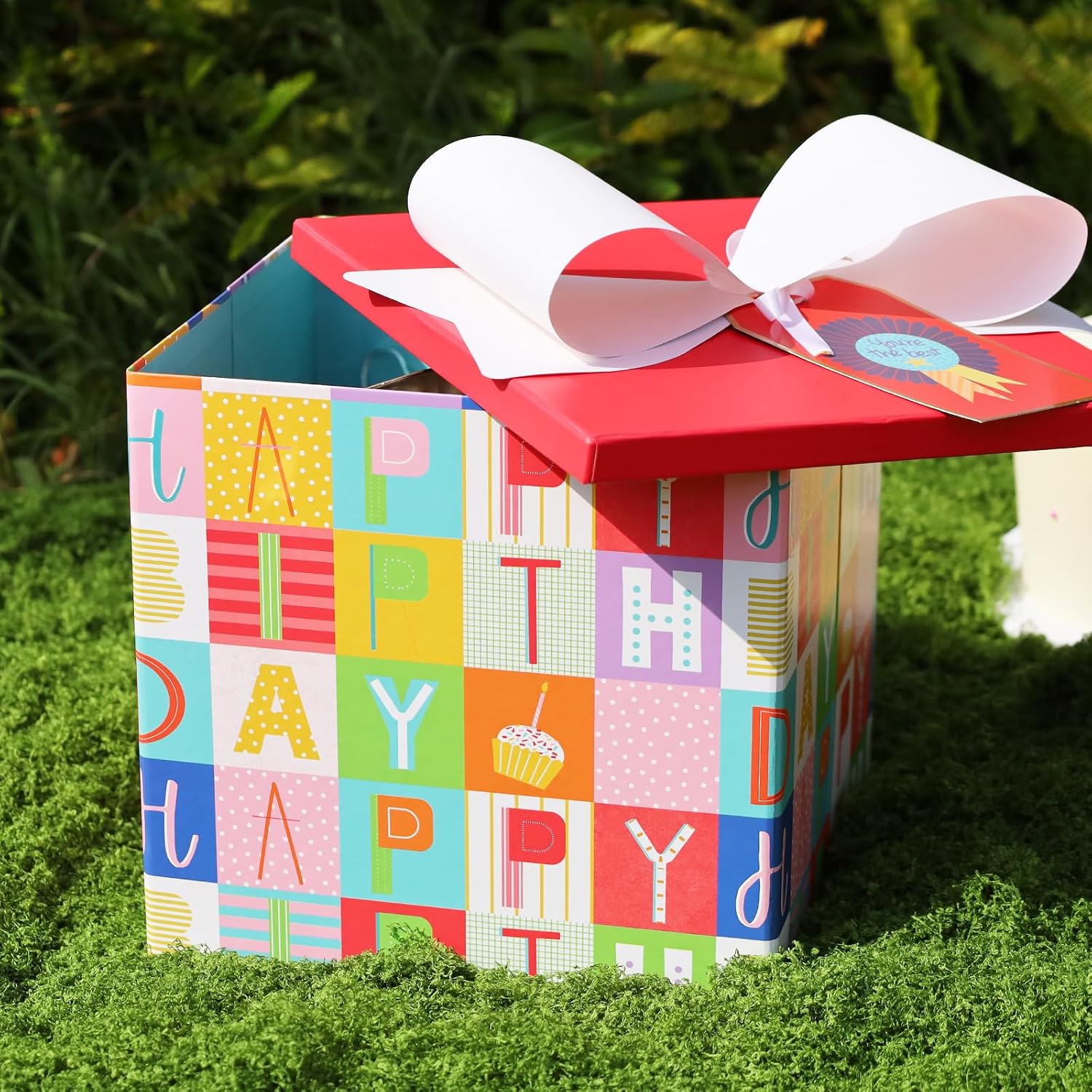 BIOBROWN Medium Gift Boxes with Lids 22 x 22 x 22 cm Colourful Block Design Foldable Ideal for Birthdays, Baby Showers and Other Celebrations – Bild 7
