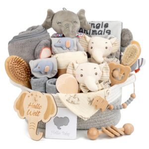 Newborn Gift Set for Birth with Baby Blanket and Wooden Rattle