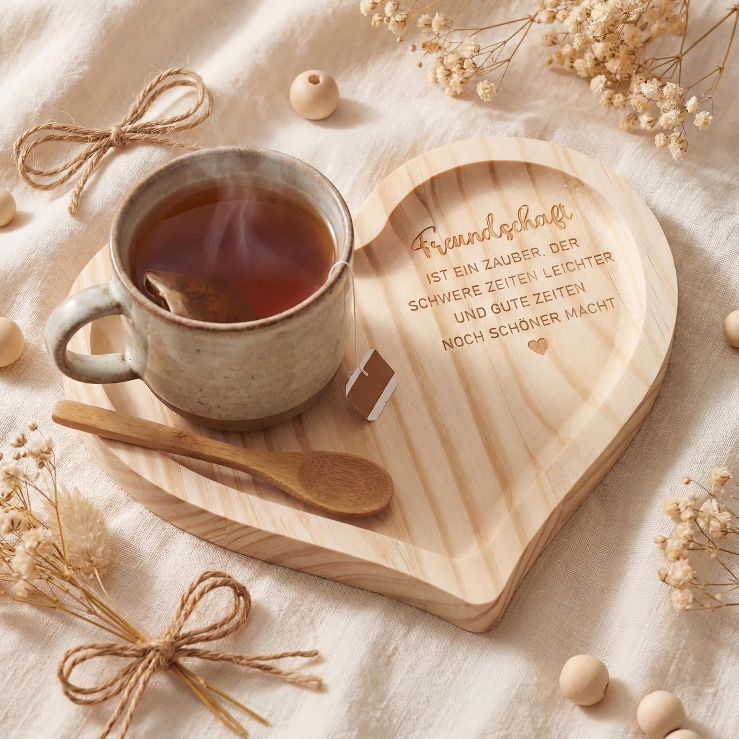 Geiserailie Gifts for Girlfriend, Heart Shaped Wooden Tray with Engraving – Bild 2