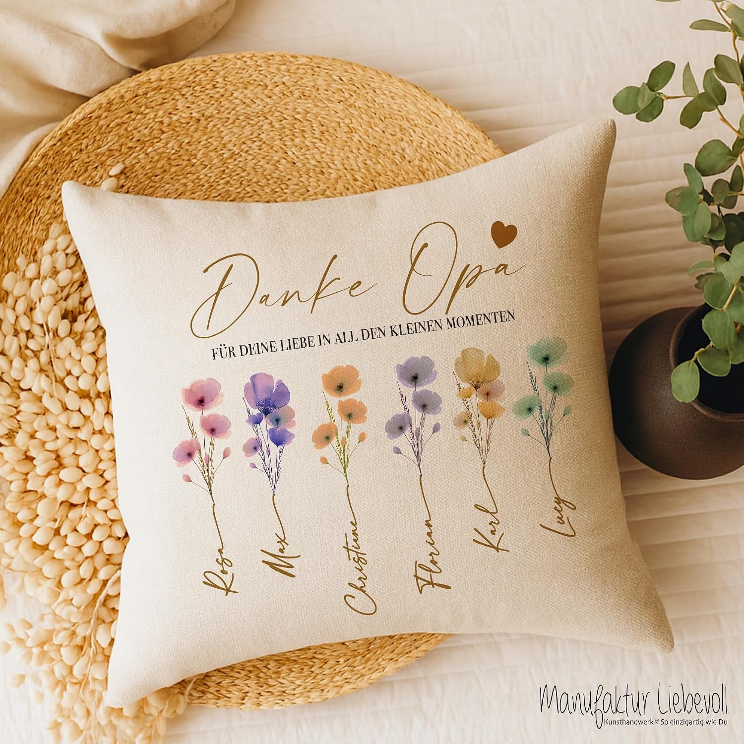 Manufaktur Liebevoll Personalised Cushion with Name, Best Mum Gift for Mum, Family Cushion with Watercolour Flowers, Gift Family (Best Mum) – Bild 4