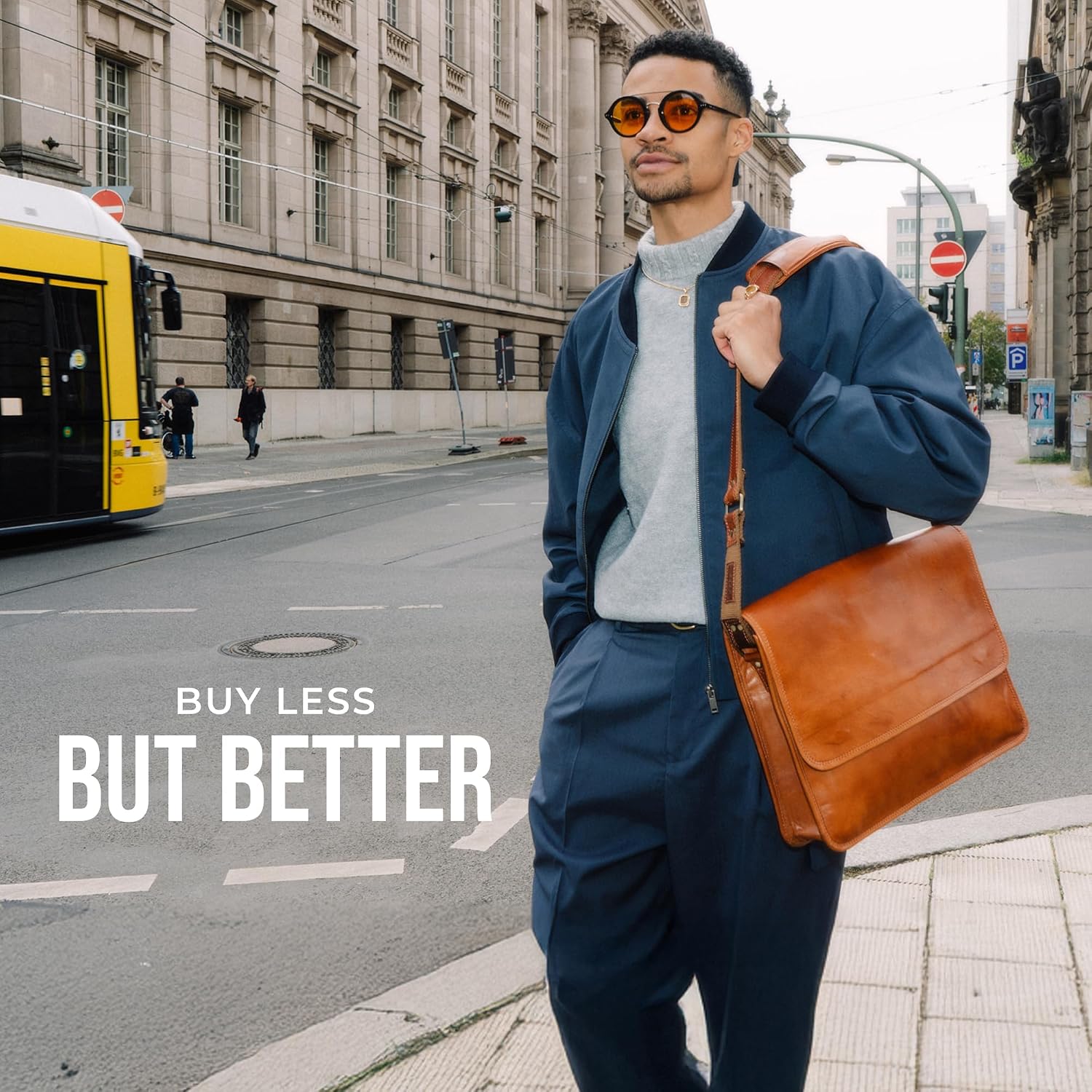 Berliner Bags Ghent Vintage Leather Messenger Bag for Men - Brown – Bild 9