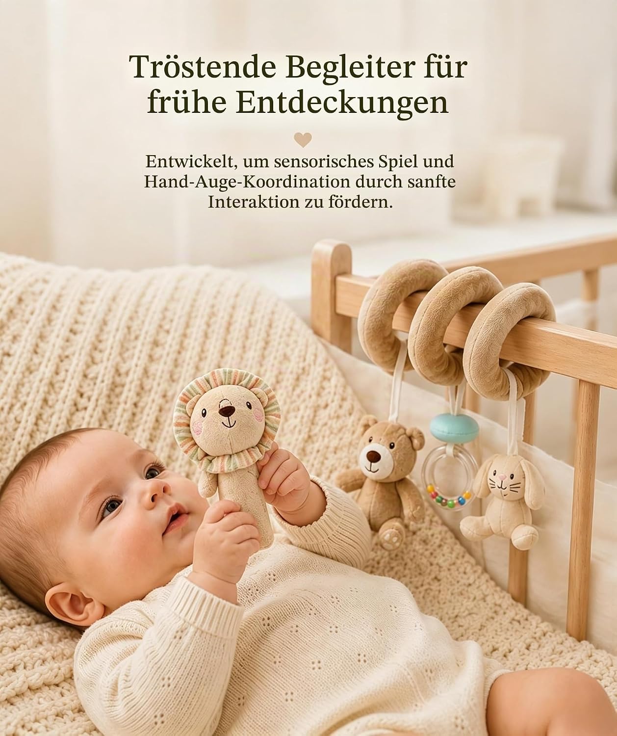 Baby Newborn Gift for Boys or Girls - 11 Piece Newborn Gift with Hooded Towel, Rattle, Pram Toy and Storage Basket, Baby Shower Gifts – Bild 5